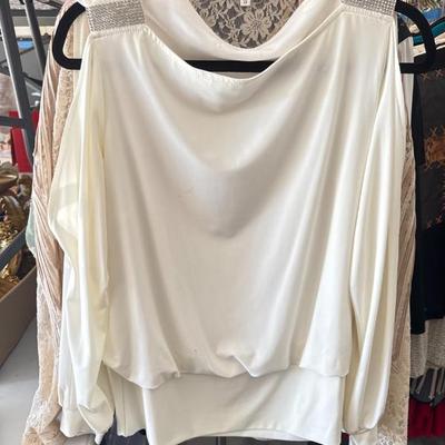 Sale Photo Thumbnail #781