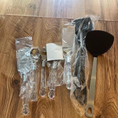 Sale Photo Thumbnail #399