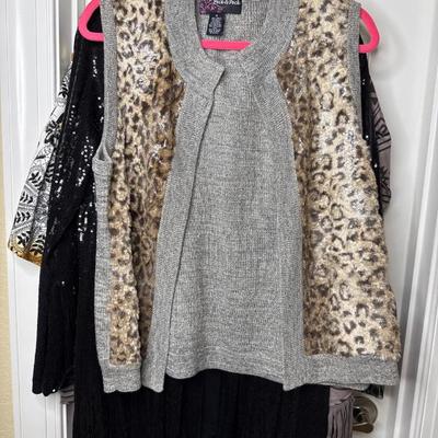 Sale Photo Thumbnail #390