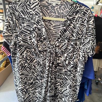 Sale Photo Thumbnail #765