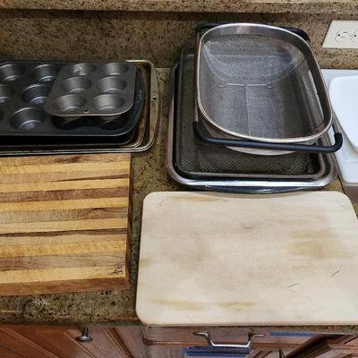 Kitchen Sheets & Boards, Butcher Block, Muffin Tins, Baking Sheets, Colander 