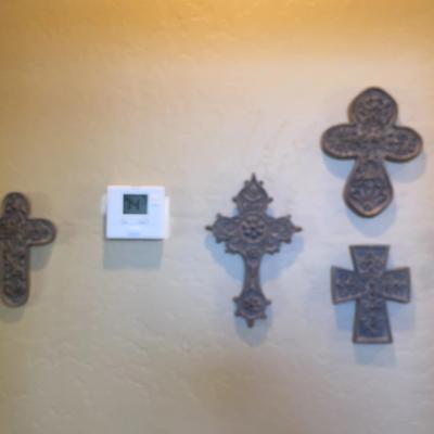 6 Decorative Crosses