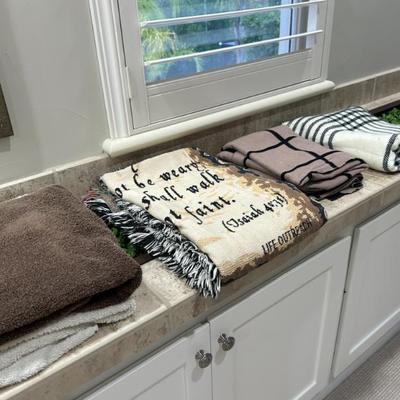 Sale Photo Thumbnail #107