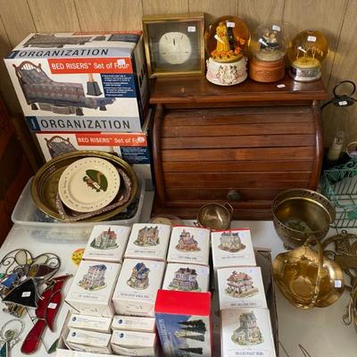 Sale Photo Thumbnail #252