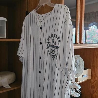 Sale Photo Thumbnail #96