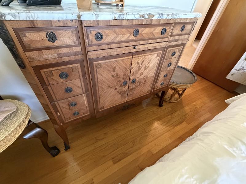 Sale Photo Thumbnail #205