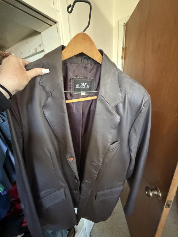 Sale Photo Thumbnail #35