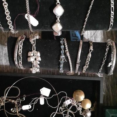 Sale Photo Thumbnail #14