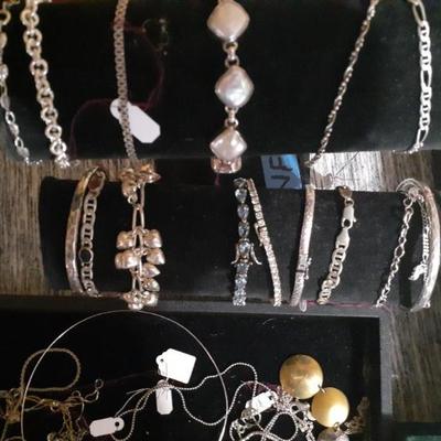 Sale Photo Thumbnail #17