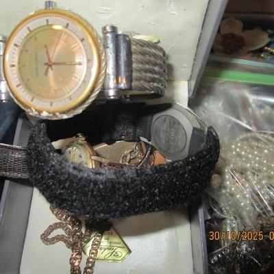 Sale Photo Thumbnail #43