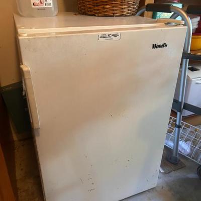 Sale Photo Thumbnail #32: Small freezer