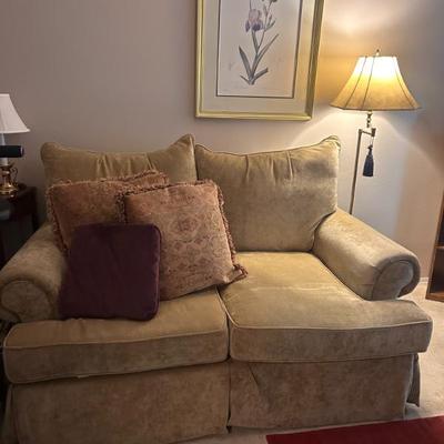 Sale Photo Thumbnail #129