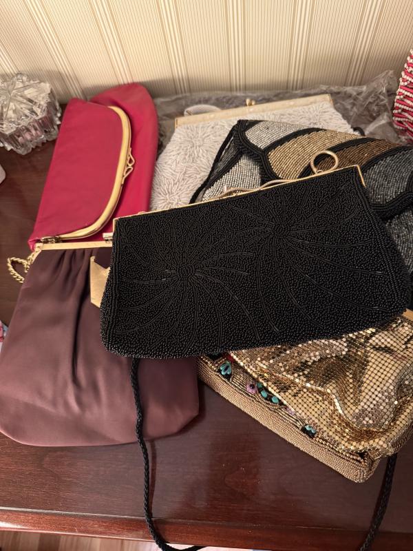 Sale Photo Thumbnail #235