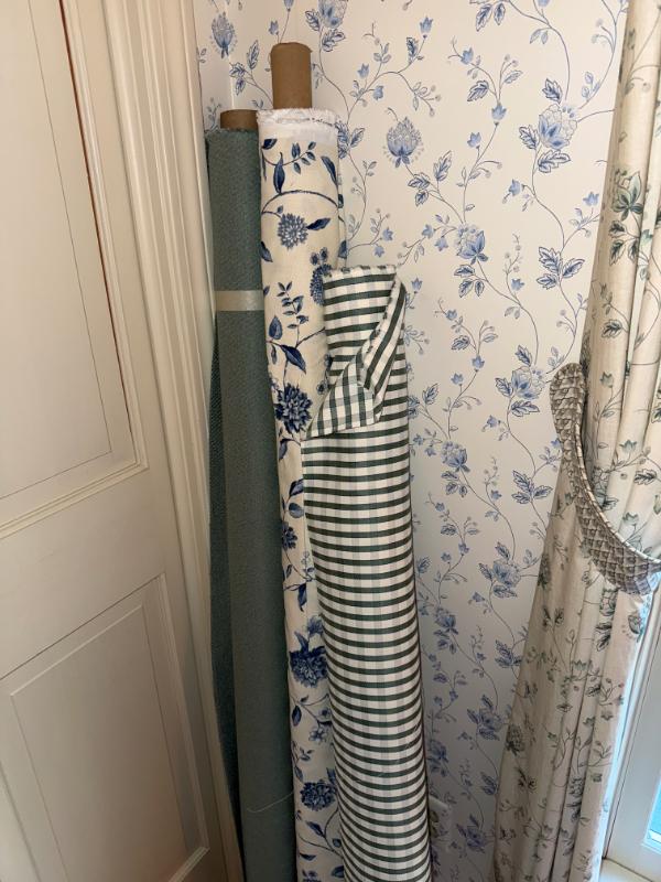 Sale Photo Thumbnail #243