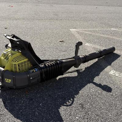 Sale Photo Thumbnail #10