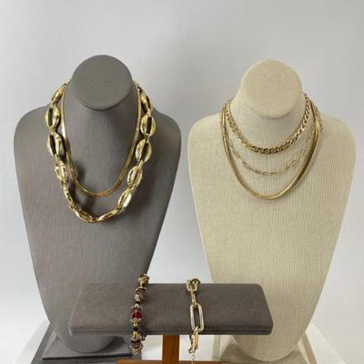 Sale Photo Thumbnail #365