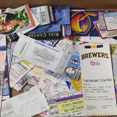 Sale Photo Thumbnail #560