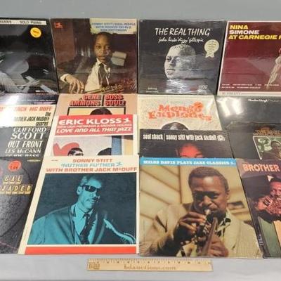 Sale Photo Thumbnail #518