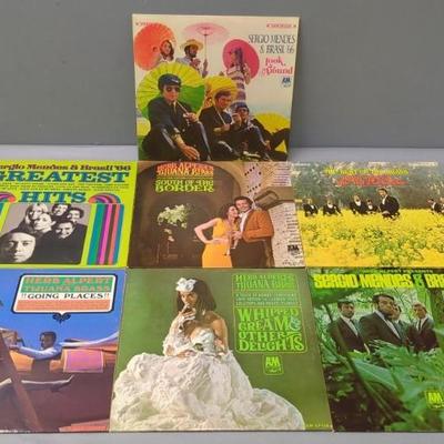 Sale Photo Thumbnail #599