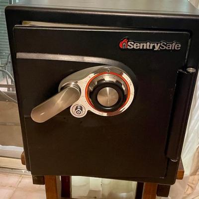 Sale Photo Thumbnail #91