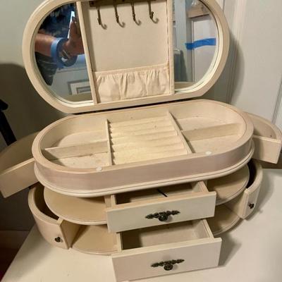 Sale Photo Thumbnail #35