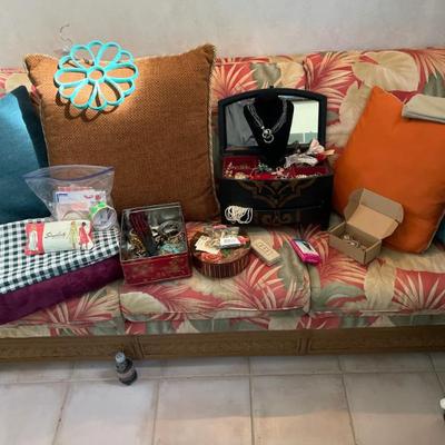 Sale Photo Thumbnail #4