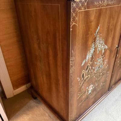 Sale Photo Thumbnail #133