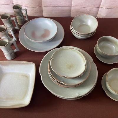 Vintage Frankoma Plainsman Dinnerware