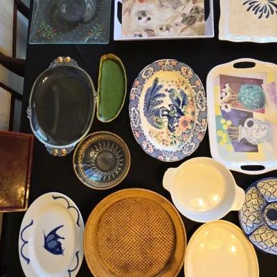 EAT055 - Assorted Serving Trays and Platters 
