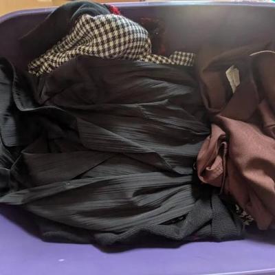 EAT225- Mixed Mystery Lot of Women’s Clothing