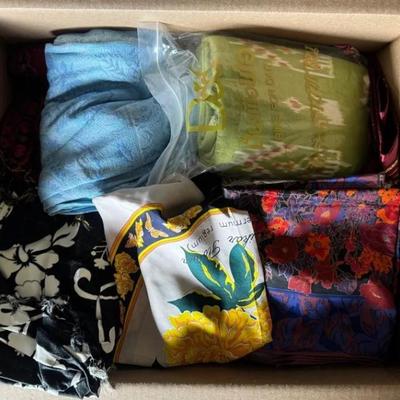 EAT222 - Multi lot of Assorted Fabrics and Scarves