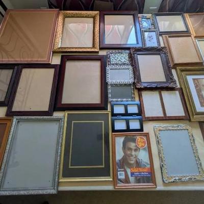 EAT061- Big Lot of Picture Frames – Various Sizes, Colors & Styles