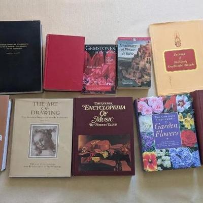 EAT102- Large Mixed Reference Book Lot