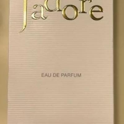 EAT196 - J’adore Dior Perfume