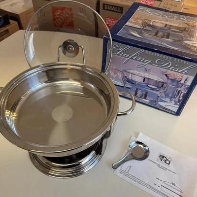 EAT221 - Stainless Steel Chafing Dish (4 quart)