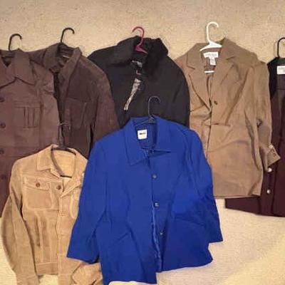 EAT028 Assortment Of Women’s Blazers