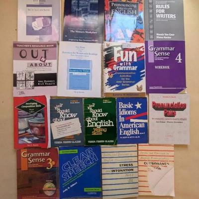 EAT153- Lot of English Grammar, Pronunciation & Writing Books
