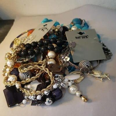EAT269- Costume Jewelry Mystery Lot #2