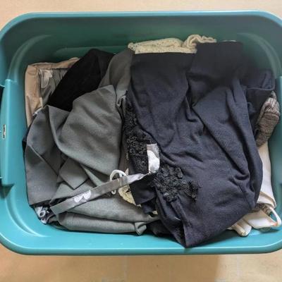 EAT224- Mystery Lot Of Womens Tops 