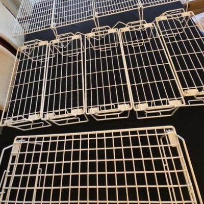 EAT070 - Plastic Coated Metal Stacking Shelves 