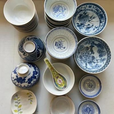 EAT086 - Bowls And Kitchen Ware