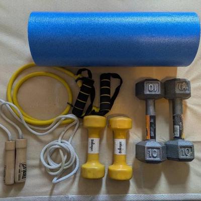 EAT188- Fitness Equipment Lot
