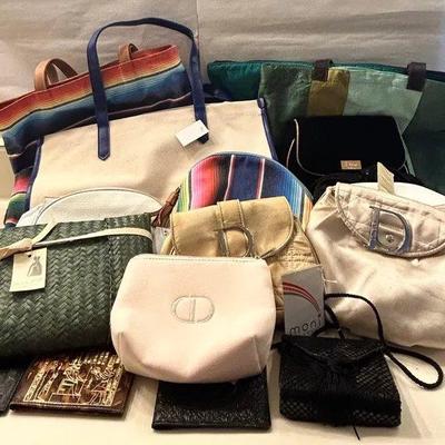 EAT257 - Bags And Wallets