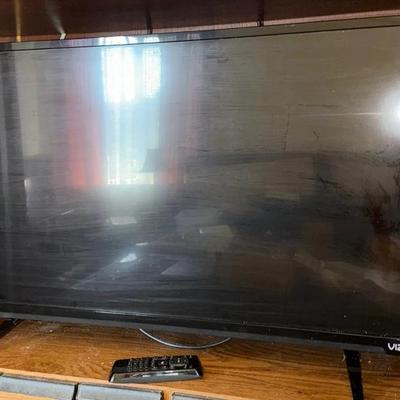 EAT296 Vizio 27.5" TV