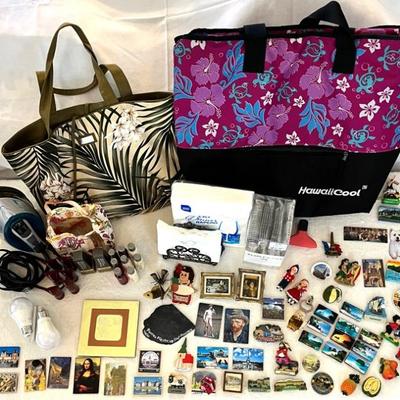 EAT026- Huge Lot of World Wide Magnets, Bags & More