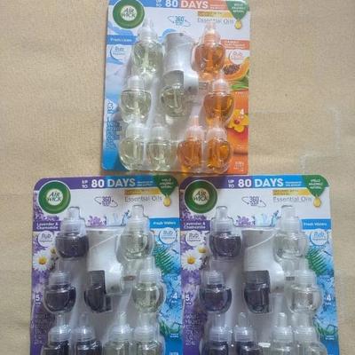 EAT174- Air Wick Air Freshener Lot 
