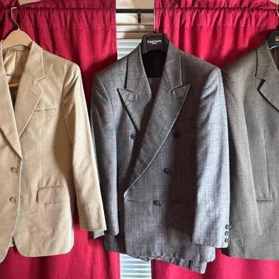 EAT150 - Multi lot of textured business suits 