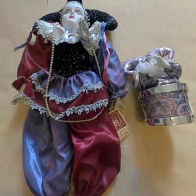 EAT287- porcelain Dolls Lot 