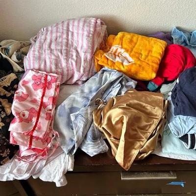 EAT313 - Womens Clothing Items 