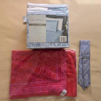 EAT218- Mystery Lot Of Soft Textiles 